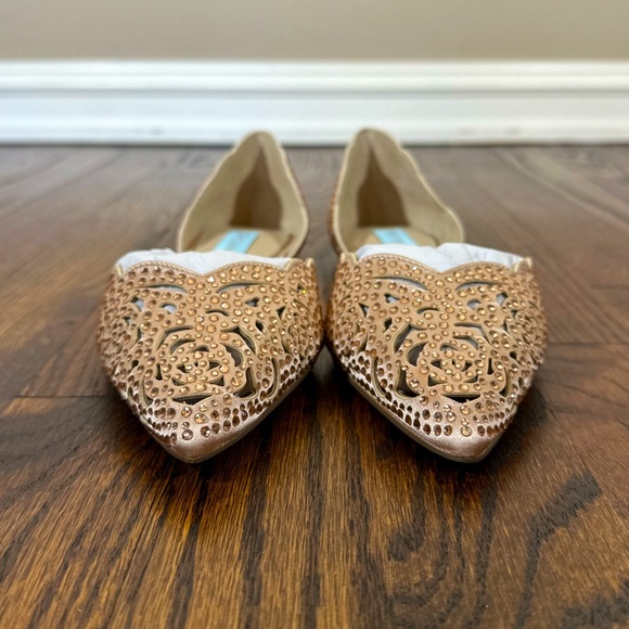 NEW Blue by Betsey Johnson Women's Pearl Sandal Sz 7M - Picture 8 of 14